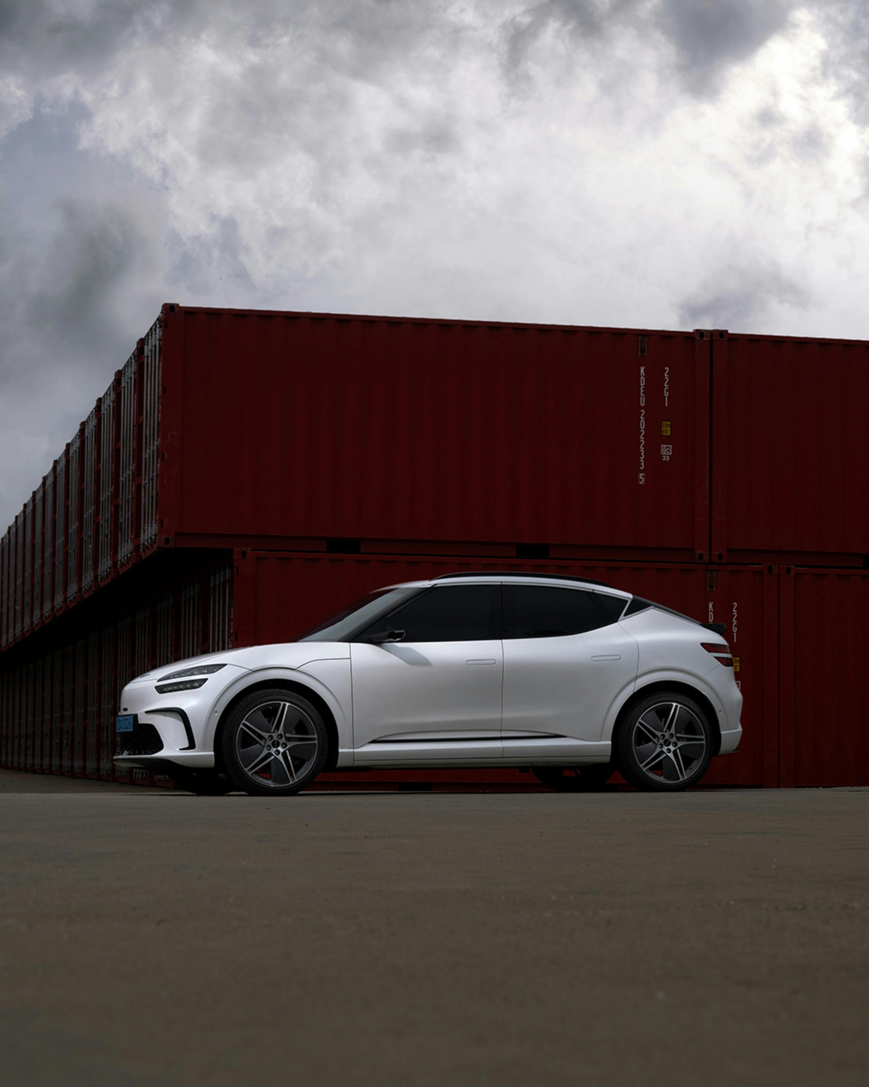 سيارات مستوردة